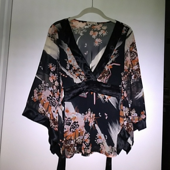 Gorgeous kimono blouse Forever 21 XS - Picture 1 of 2